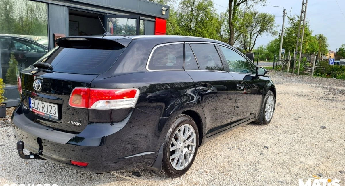 Toyota Avensis cena 34900 przebieg: 235000, rok produkcji 2011 z Wojnicz małe 781